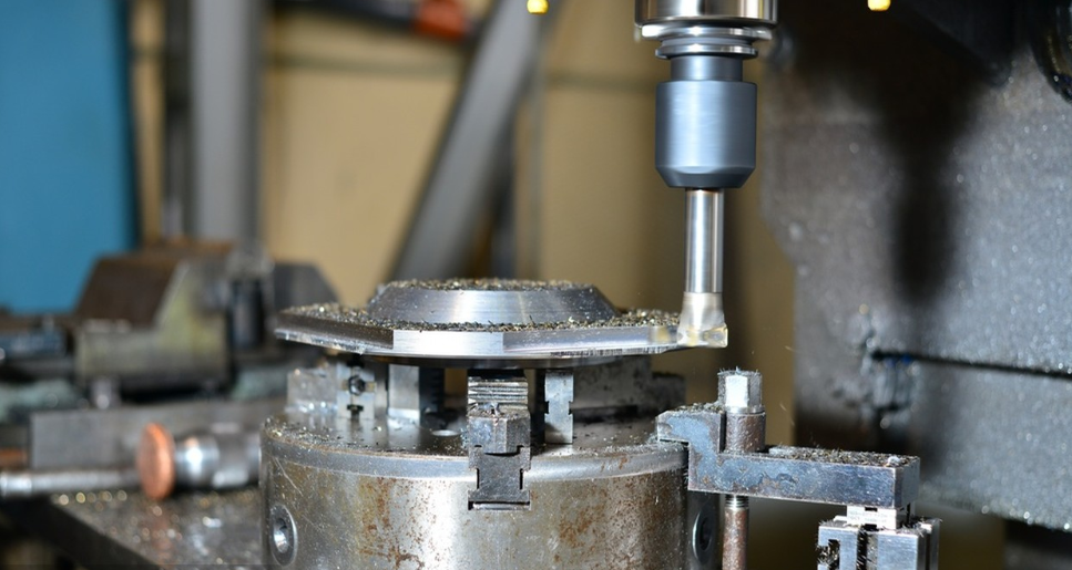 How to Maintain and Repair CNC Milling Machine Parts